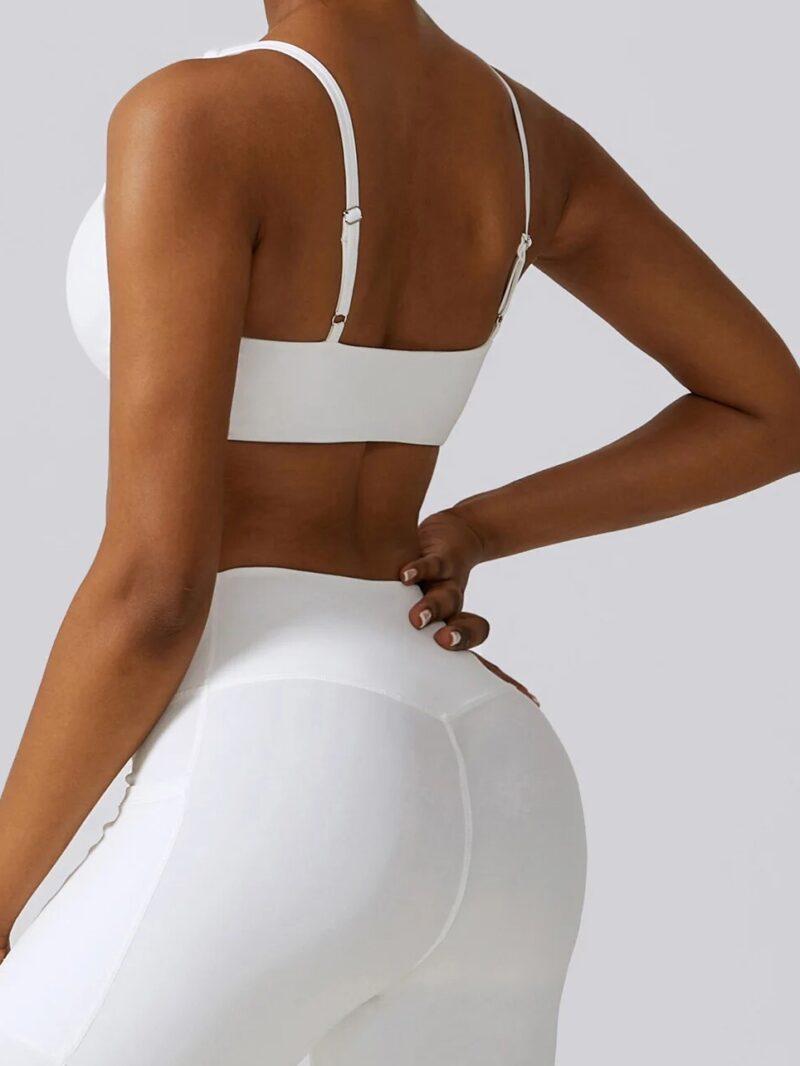 Hot New Womens Twist-Front Backless Athletic Bra - Look Sexy & Feel Comfortable While You Work Out!