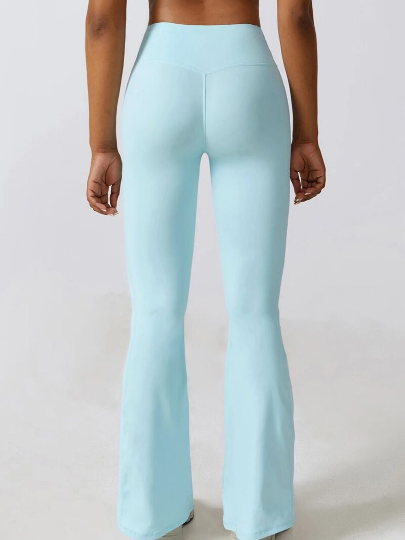 Sensual Scrunch Butt Bell Bottom Leggings with Pockets - Soft and Stretchy Fabric for Ultimate Comfort