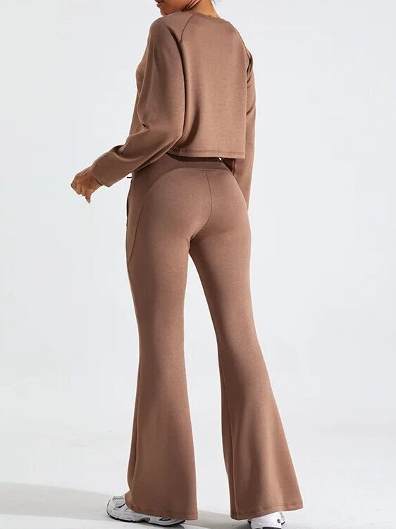 Sultry Long-Sleeve Cropped Top & Flared Bell-Bottom Pant Set - Perfect for a Casual Night Out!
