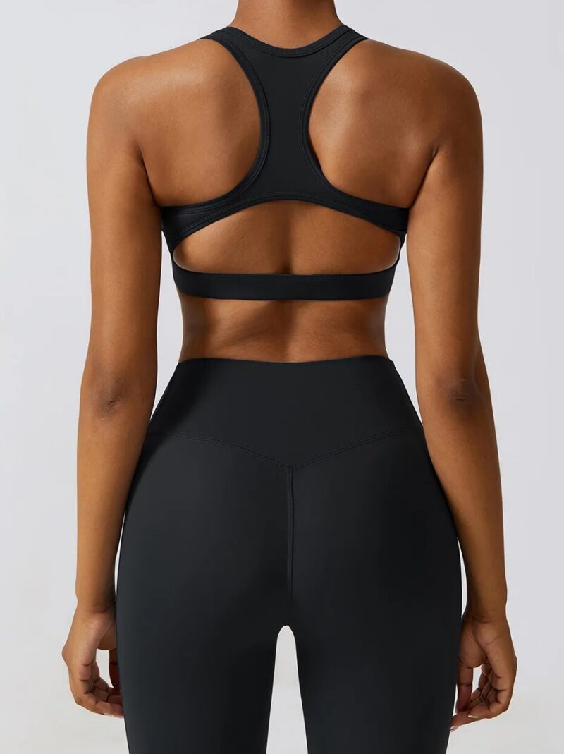 Womens Racerback Cut-Out Sports Bra & V-Waist Scrunch Butt Leggings Set - Stylish Activewear for the Athletic Lady