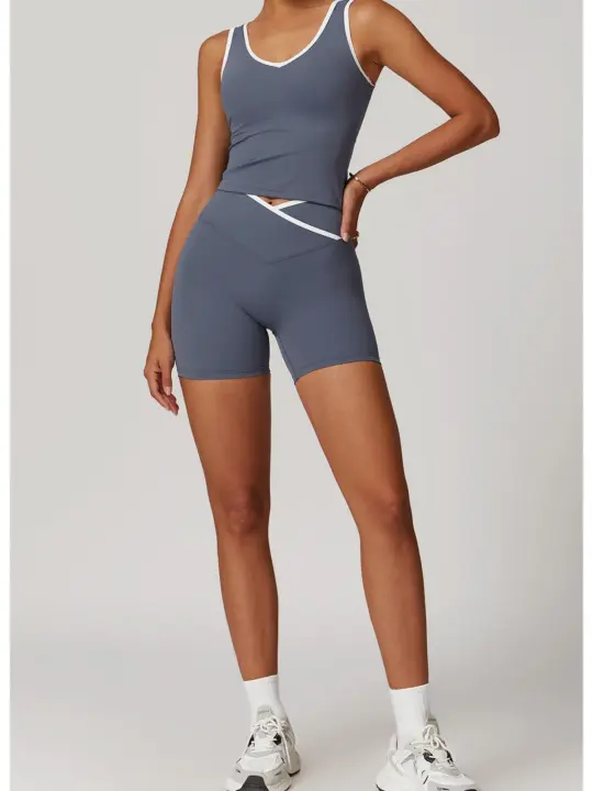 Empower Your Workout with this Stylish 2PCS Nude Feeling Yoga Set for Women - Perfect for Gym, Running, and Fitness Activities! Includes Sport Bra and Leggings Suit for a Flawless Push Up Look